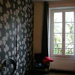 Le Prieure 3* Lézigné