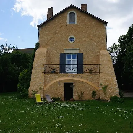 Le Prieure Bed & Breakfast Lezigne