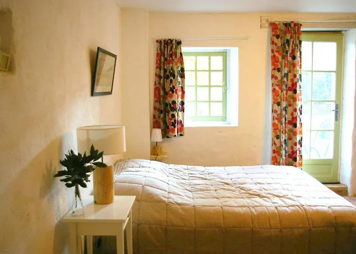 Bed & Breakfast Le Prieuré Lézigné