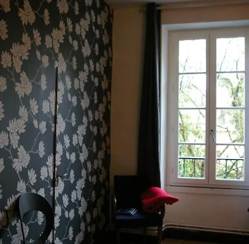 Le Prieure 3* Lezigne